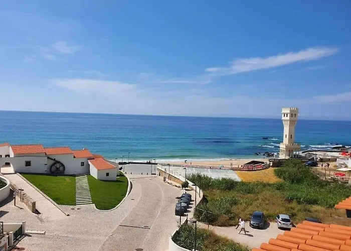 Yellow Submarine On The Seafront Apartament *